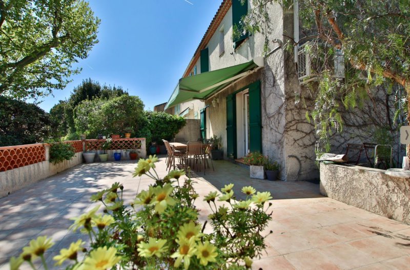 Maison mitoyenne familiale – 95 m² – 4 chambres – Terrain 450 m²