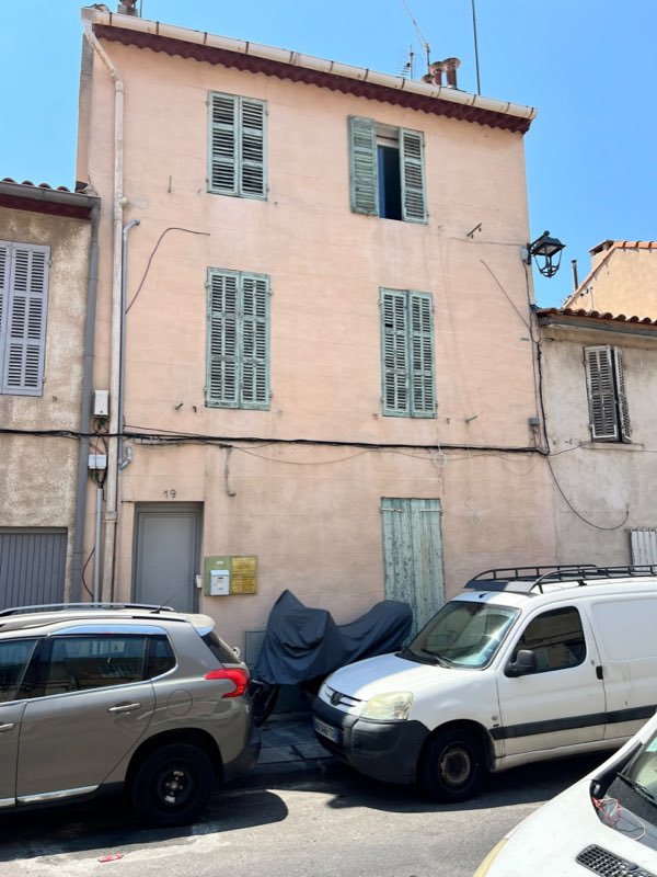 Immeuble Marseille 13016 quartier Saint-André