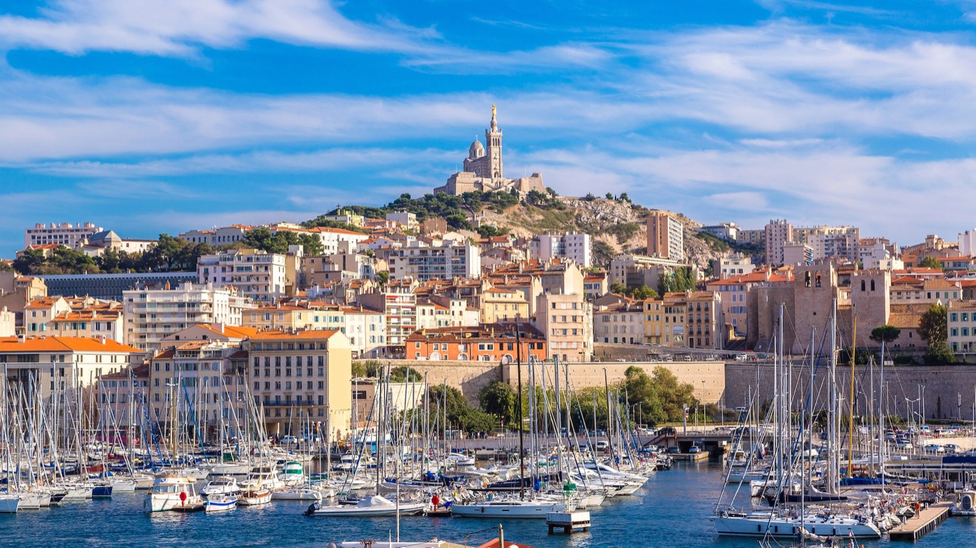 Le Vieux-Port de Marseille et Notre-Dame de la Garde